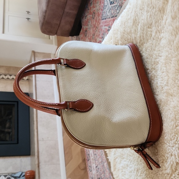 NWT Dooney & Bourke Ivory Zip Zip Pebbled Leather Satchel π€π€π - Picture 6 of 16